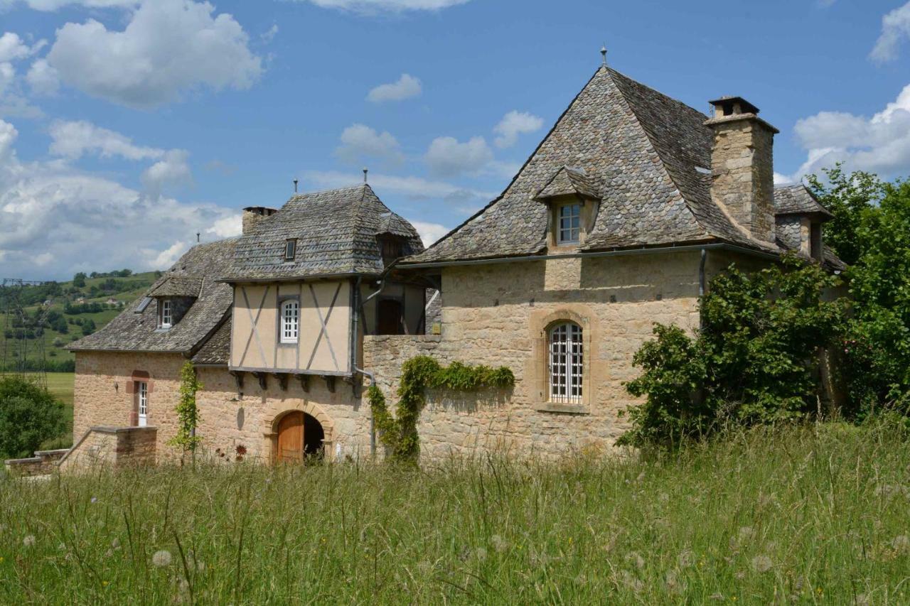 Villa La cour pavée à Sebrazac Extérieur photo